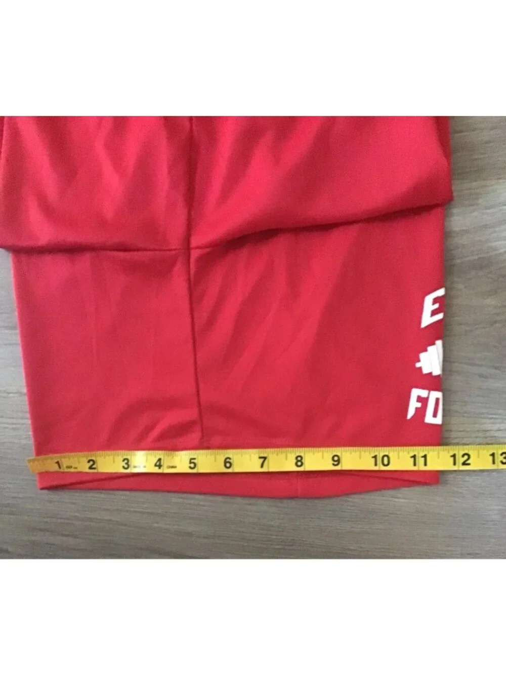 A4- BOY ELASTIC WAIST RED TRAINING SHORTS REGULAR FIT SIZE YOUTH X-LARGE (18-20)